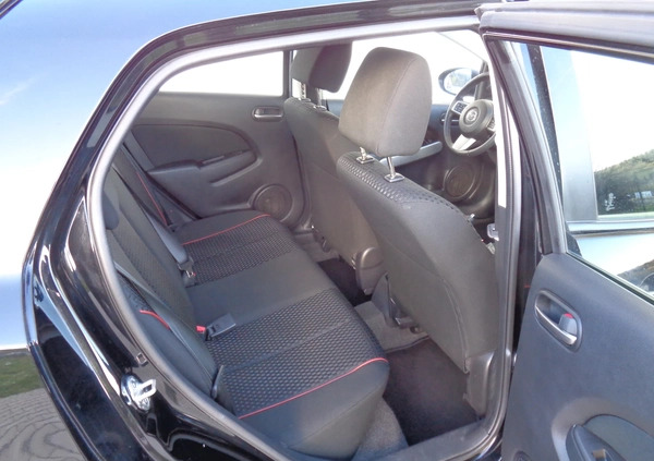 Mazda 2 cena 13900 przebieg: 152000, rok produkcji 2011 z Namysłów małe 172